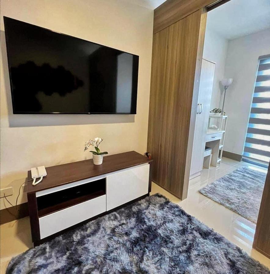 Smdc Fame Residence Luxurious Family Suite Condo Near Mrt マンダルヨン・シティ エクステリア 写真